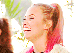 Famous Women in Recovery: Demi Lovato