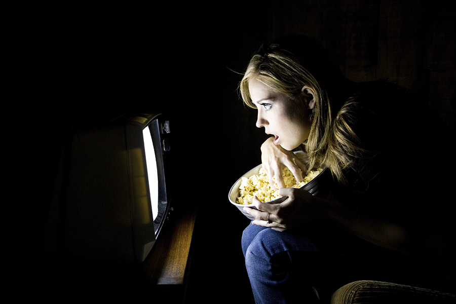 6 Parts of the Body Affected by Binge Watching TV